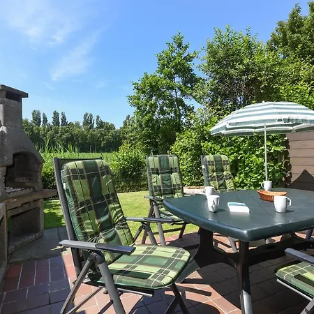 Grodehus * Dornumergrode