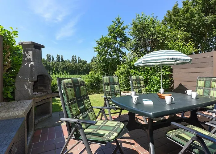 Grodehus * Dornumergrode